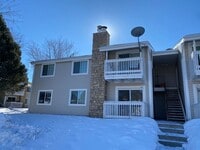 Building Photo - Spacious Aurora Condo