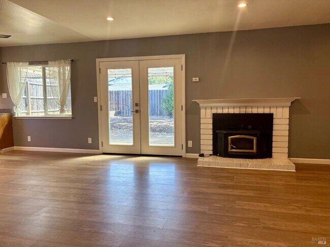 Building Photo - 3474 Quail Ct