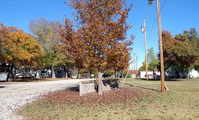 Primary Photo - Hilltop Mobile Home Park