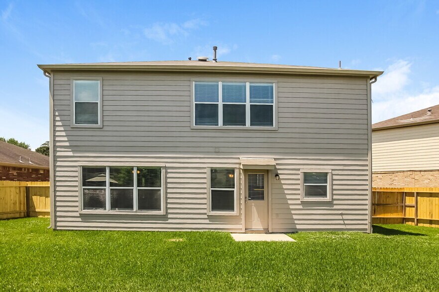 Building Photo - 4742 Markham Woods Ct