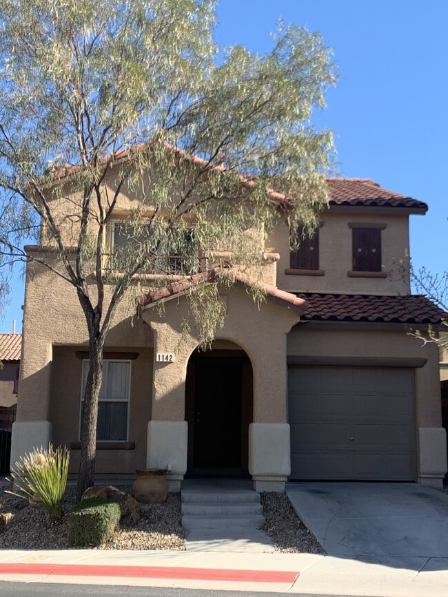 Building Photo - 1142 Paradise Garden Dr