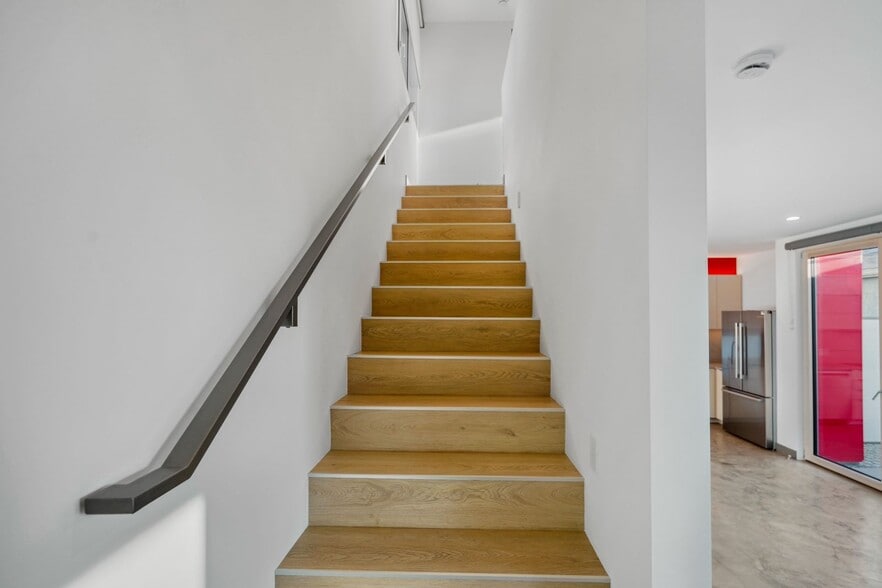 staircase - 12529 Wagner St