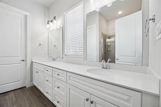 Building Photo - 6500 Bold Ruler Ln