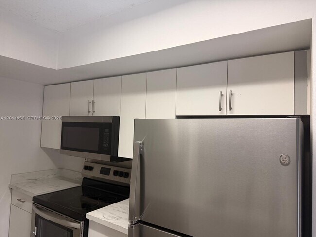 Building Photo - 15241 SW 80th St