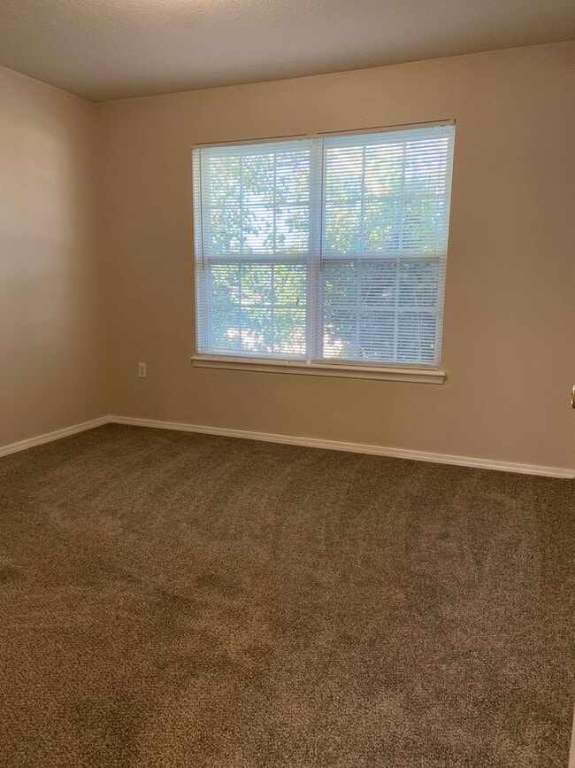 Building Photo - Condominium in Academy Commons