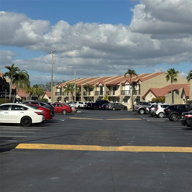 Building Photo - 6255 SW 129th Pl