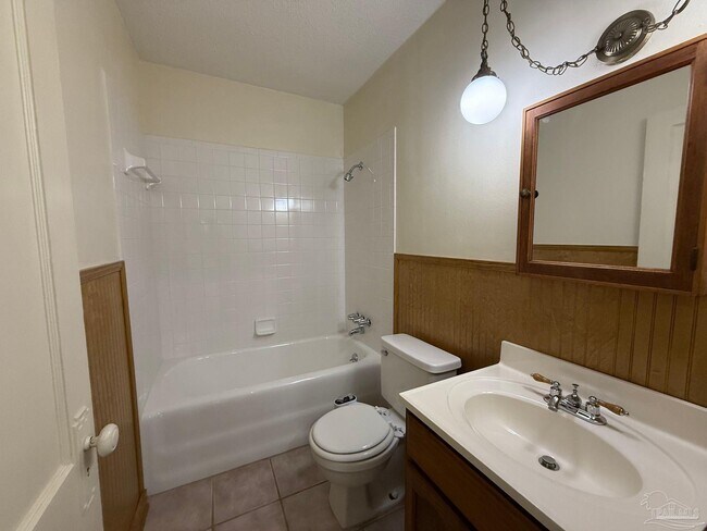 Building Photo - 3801 N 12th Ave