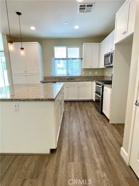 Building Photo - 30589 Ticonderoga Ct