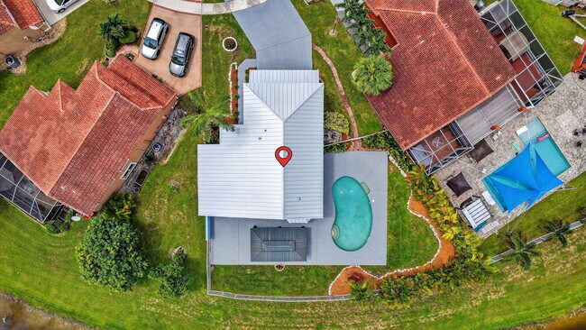 Building Photo - 8225 Pelican Harbour Dr