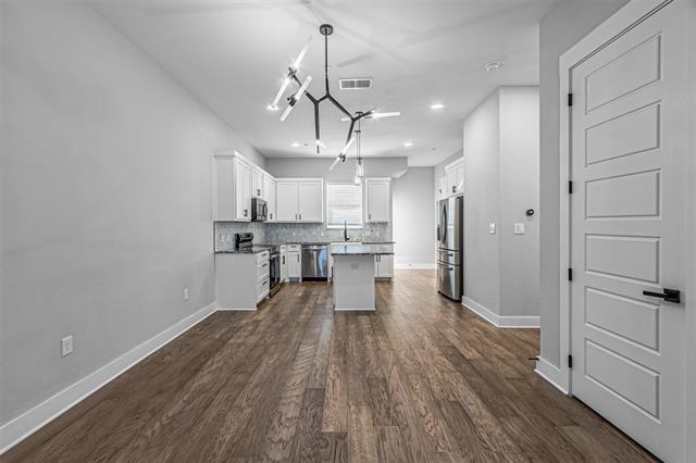 Building Photo - 313 N Mill St