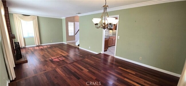 Building Photo - 1400 Post Rd