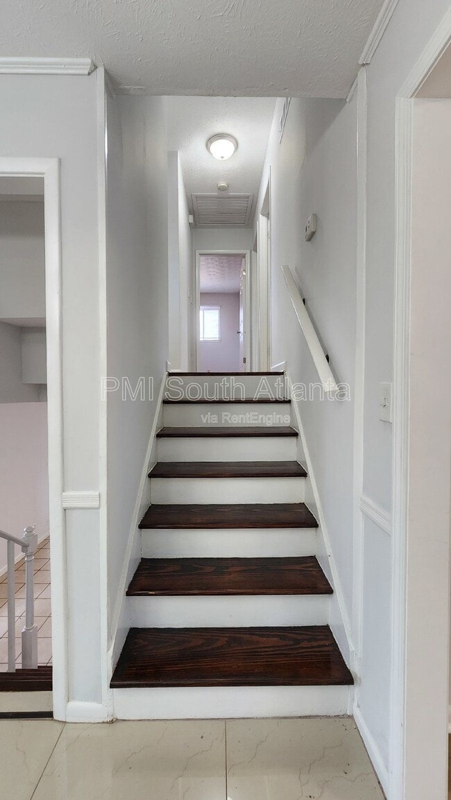 Building Photo - 67 Heron Dr