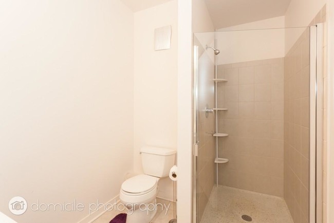 Building Photo - 1 bedroom in Chicago IL 60607