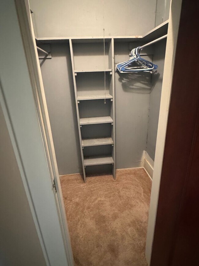 Building Photo - Furnished 3 Bedroom Home in Waynesville, MO! - Short Term Availability