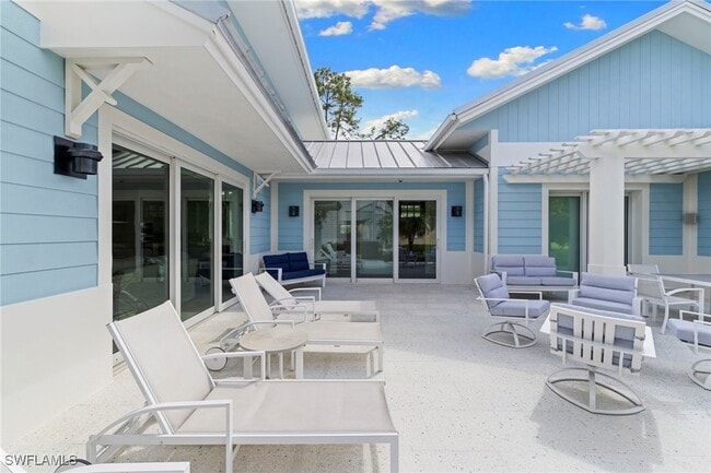 Building Photo - 2961 Sanborn Ave