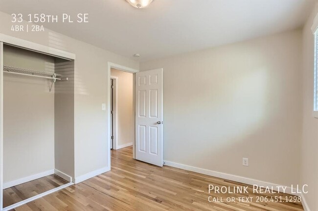 Building Photo - 33 158th Pl SE