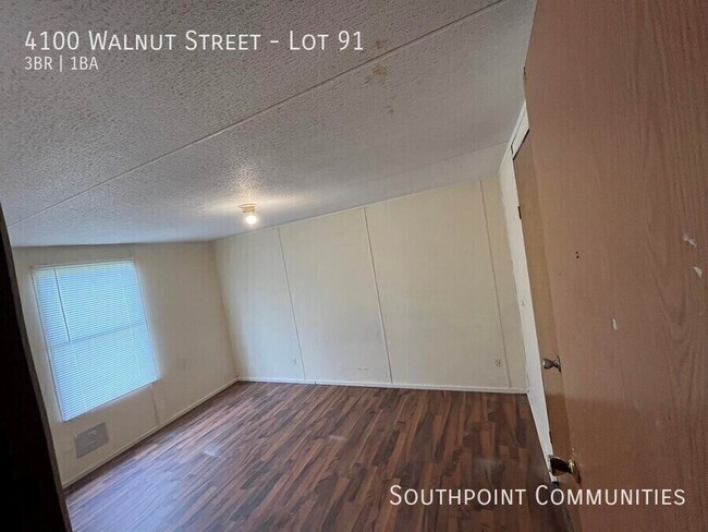 Building Photo - 4100 Walnut St