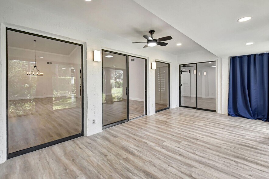 Building Photo - 4705 Fountains Dr S