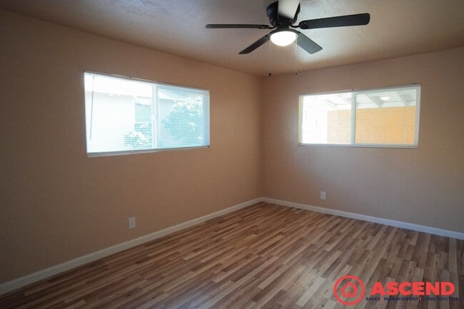 Building Photo - Charming 3 Bedroom in Delano!