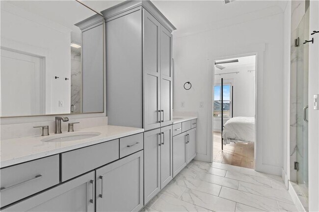 Building Photo - 1007 Croft Ln