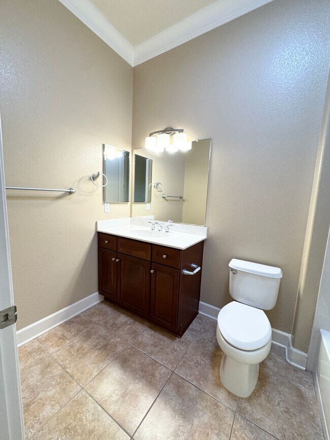 Building Photo - Sun City Lincoln Hills Active Adult Community Three Bedroom Three Car Garage SEE VIDEO