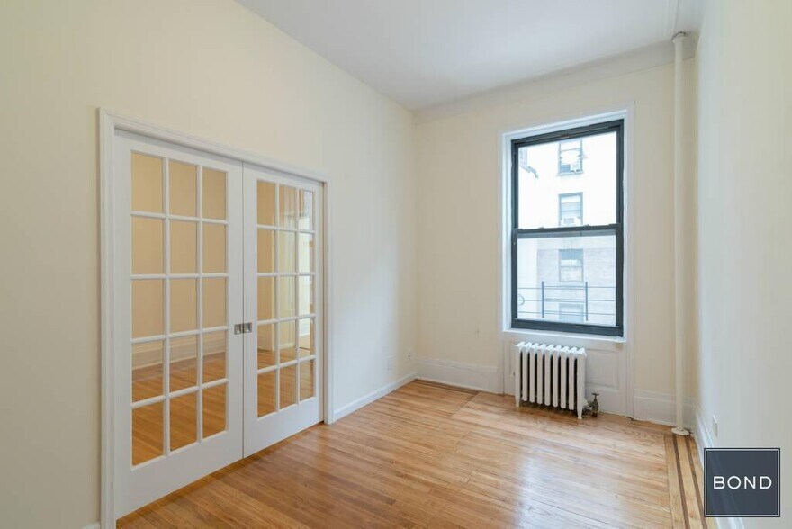 Primary Photo - 218 W 72nd St