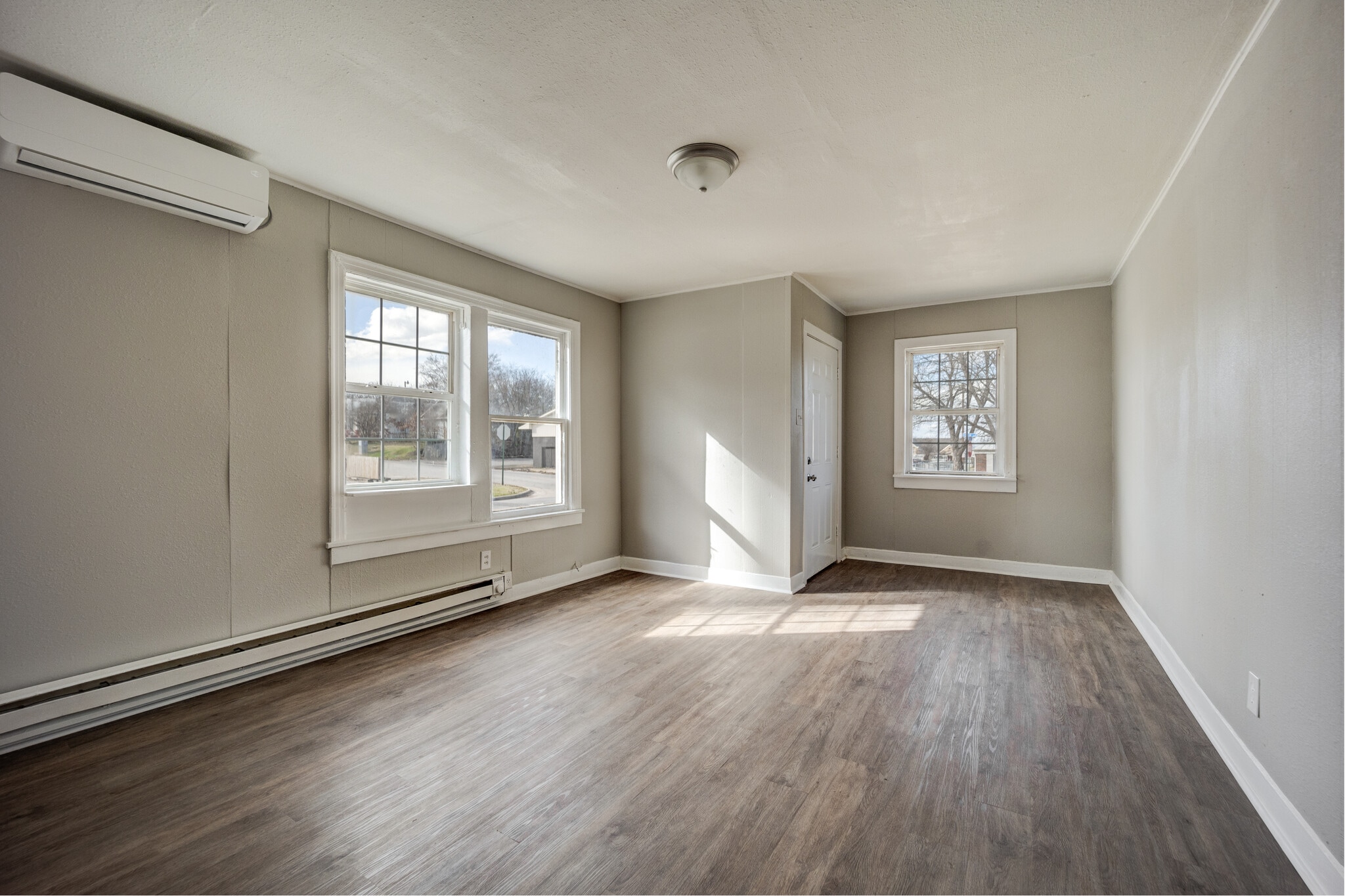 Building Photo - 2000 S U St