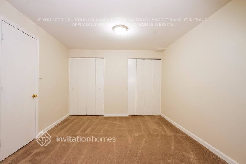 Building Photo - 19430 E Brown Dr