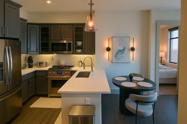 Building Photo - 1616 Anderson Rd