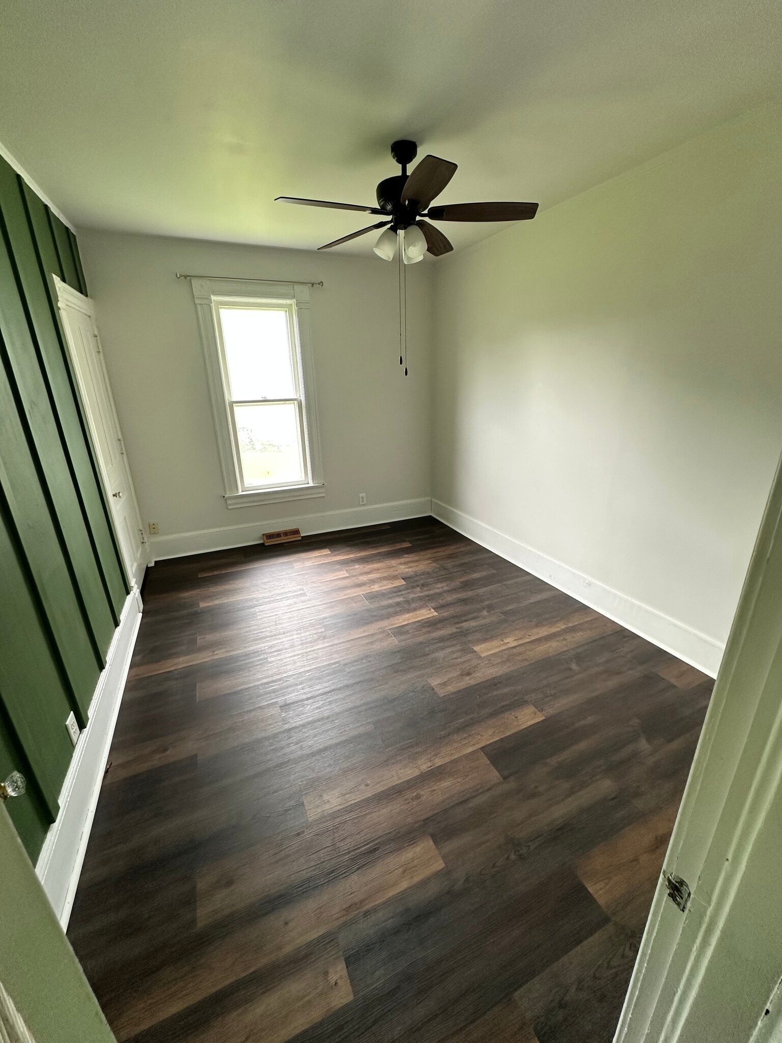 Building Photo - 204 Bly St