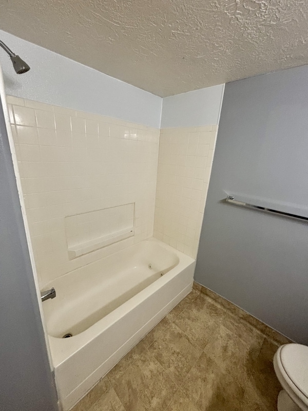 Building Photo - 215 S 1050 W
