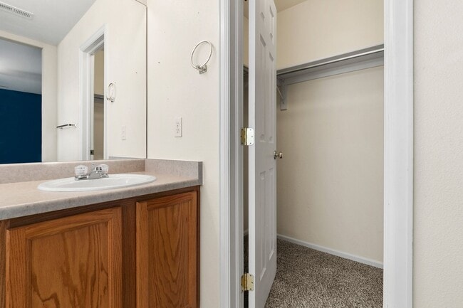 Building Photo - 4028 Kestrel Ct