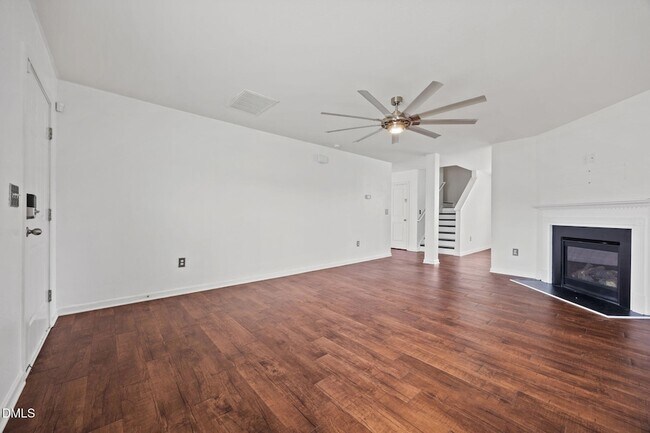 Building Photo - 239 Battery Way