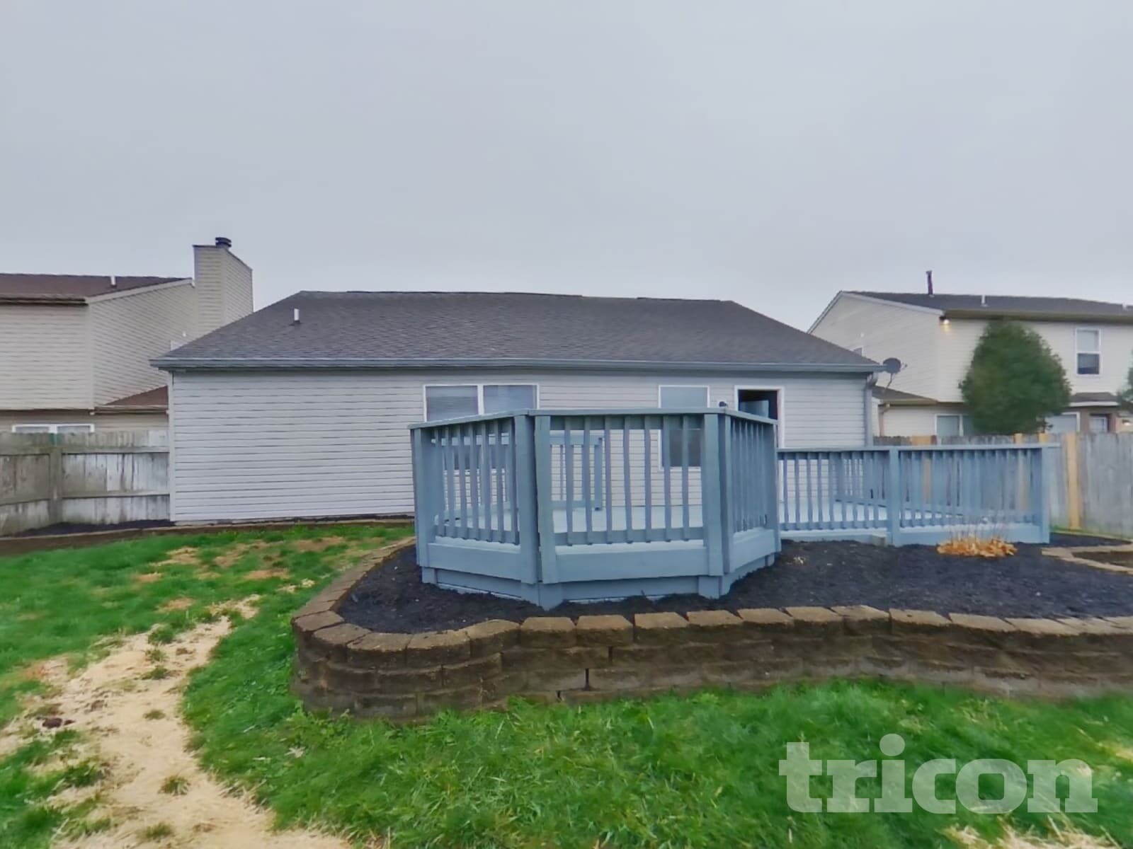 Building Photo - 3247 Creekshore Dr