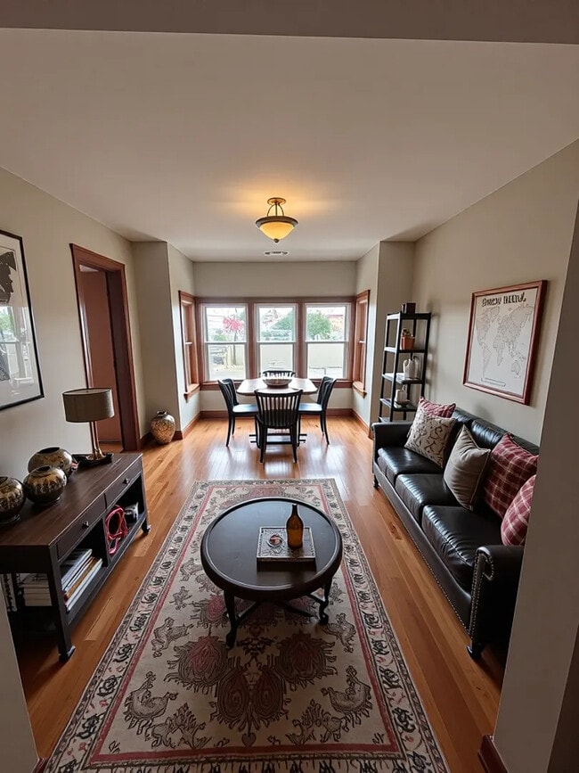 Building Photo - 3532 N Elston Ave