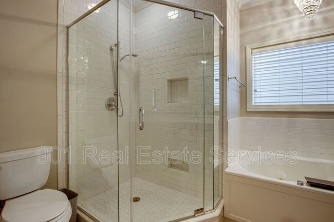 Building Photo - 1018 Harbor Bend Cir