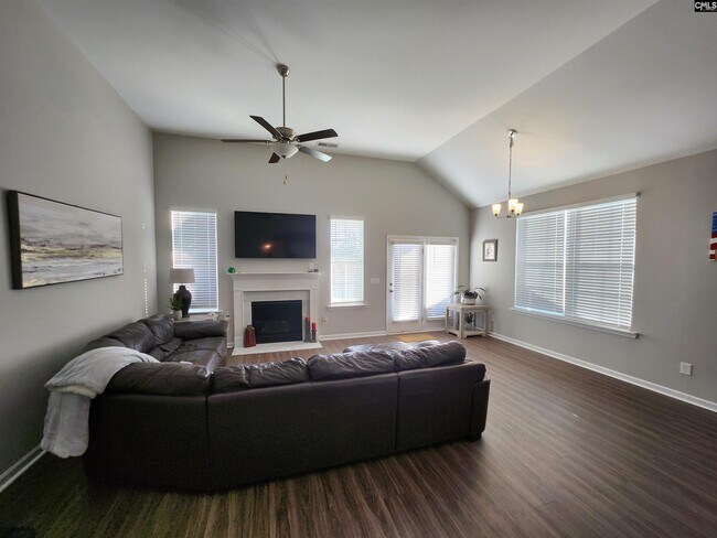 Building Photo - 448 Durwin Wy