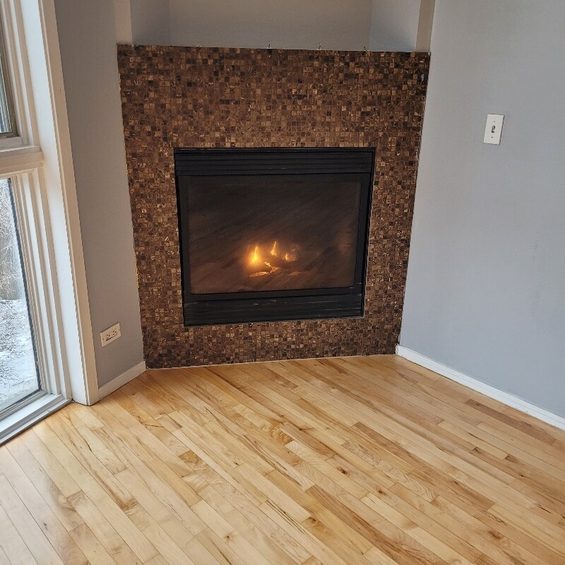 Building Photo - 2440 W Madison St