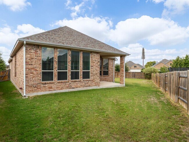 Building Photo - 2958 Diego Dr