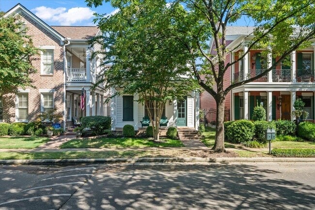 Building Photo - 556 Rienzi Dr