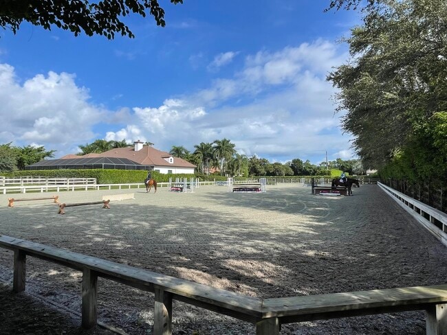 Building Photo - 14372 Equestrian Way