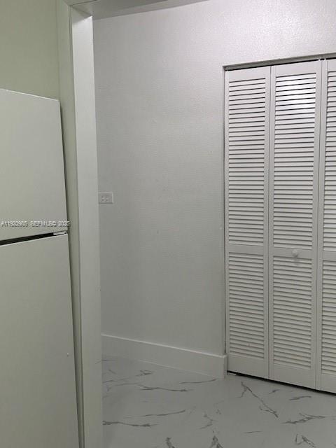 Building Photo - 16215 NE 18th Ct