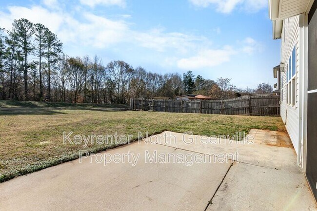 Building Photo - 124 Scottish Ave