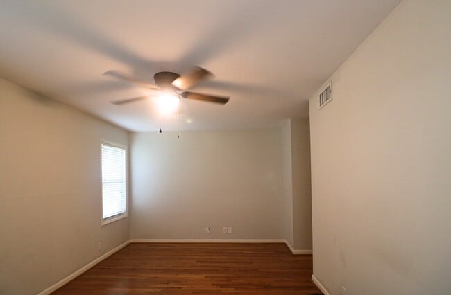 Building Photo - 5339 Carew St