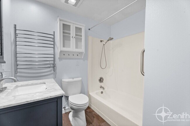 Building Photo - 4213 NE 139th Ave