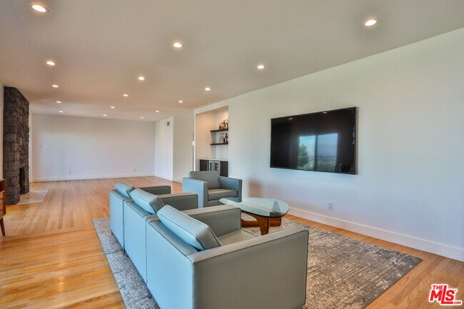 Building Photo - 4547 Don Milagro Dr