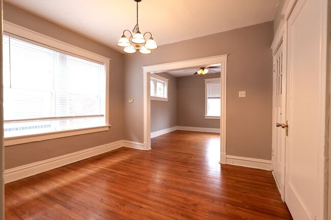 Building Photo - 2204-2206 Portis Ave.