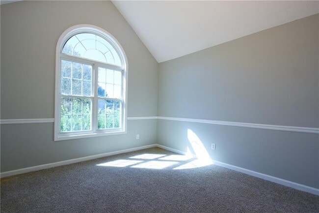 Building Photo - 350 Windermere Dr