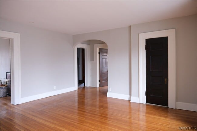Building Photo - 88 W Utica St