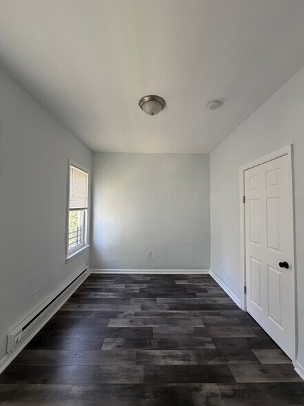 Building Photo - 59 N 15th St